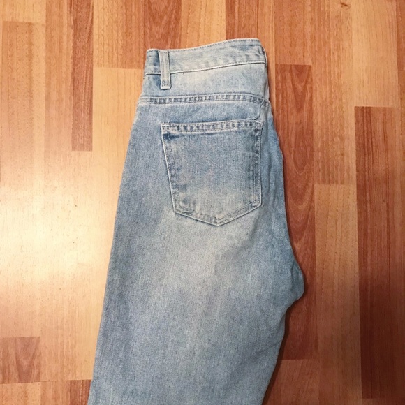 Oak&Fort denim with distressed bottoms - Picture 2 of 3